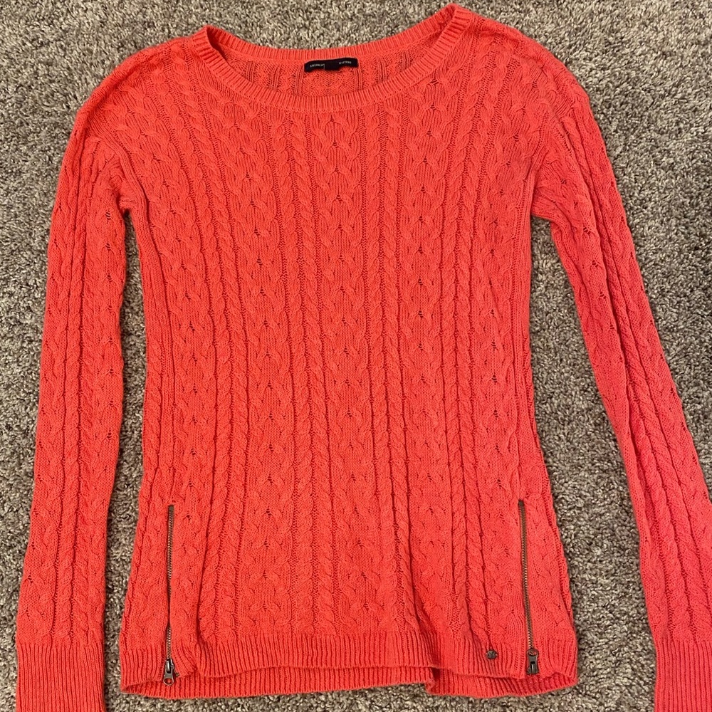 American Eagle sweater